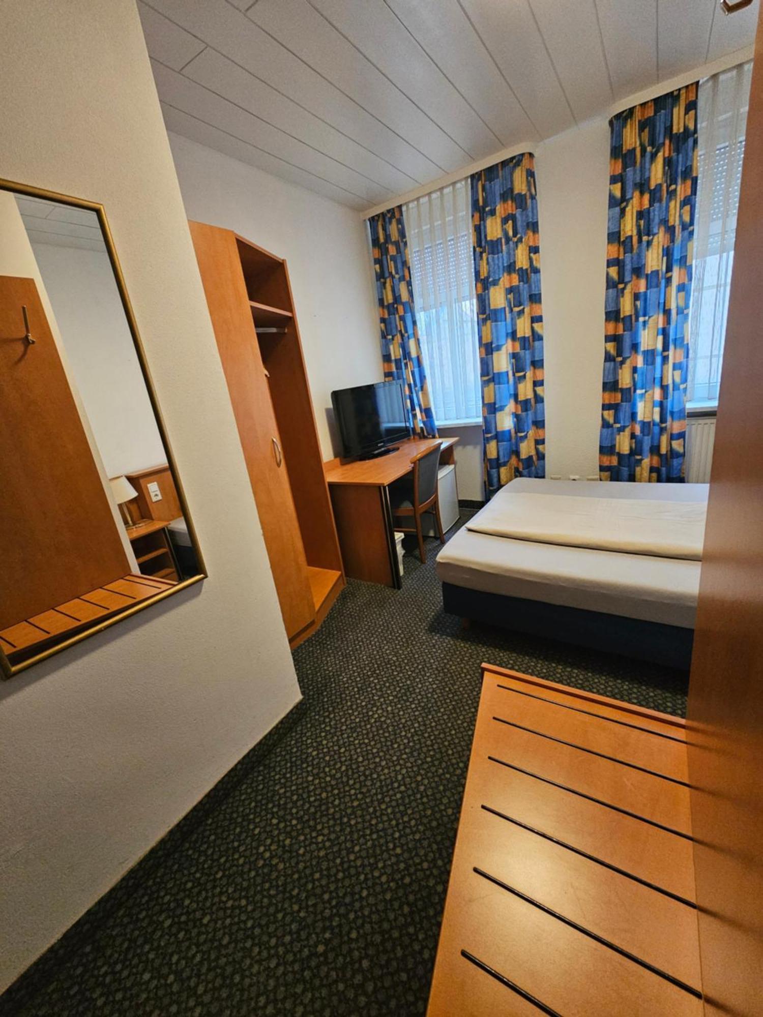 Hotel City Faber Worms Extérieur photo