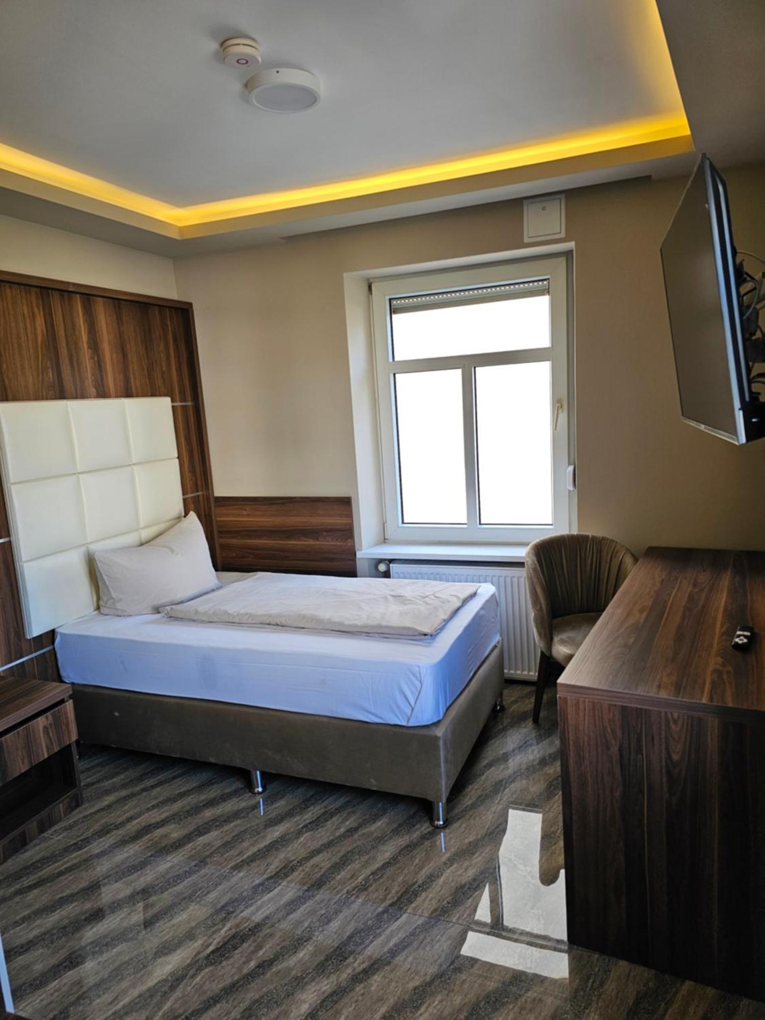Hotel City Faber Worms Extérieur photo