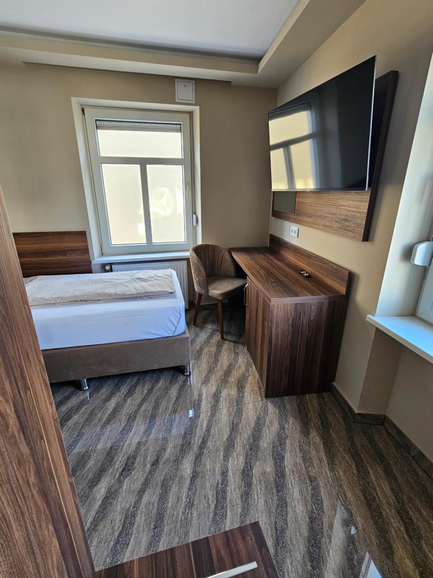Hotel City Faber Worms Extérieur photo