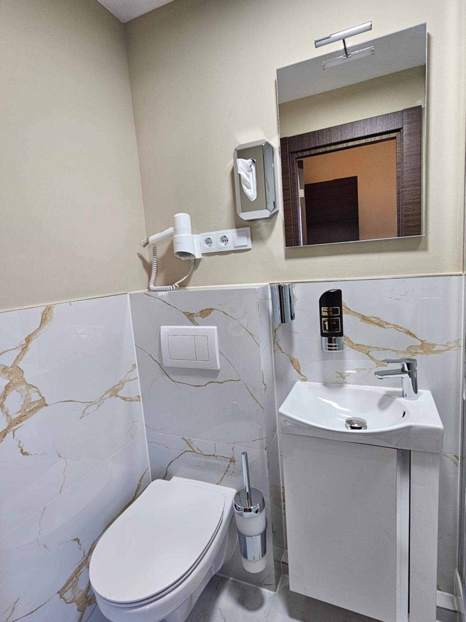 Hotel City Faber Worms Extérieur photo